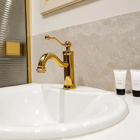 Lafe Hotel 4*