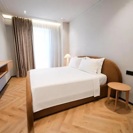 Lafe Hotel